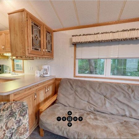 Spring Gulch Screened Park Model 6 Mount Airy Chambre photo