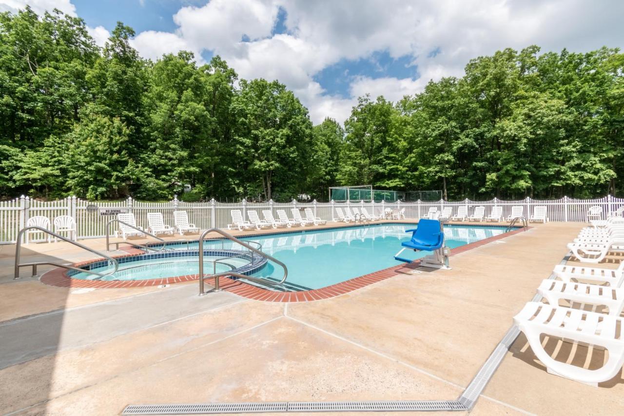 Spring Gulch Screened Park Model 6 Mount Airy Extérieur photo